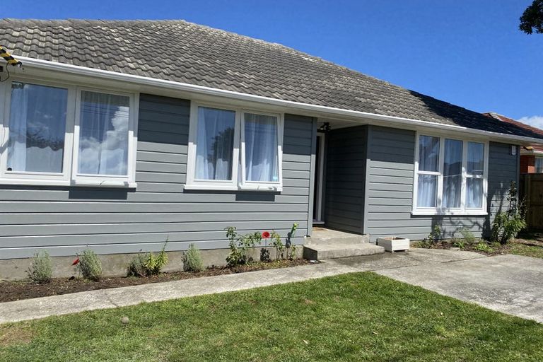 Photo of property in 48 Driver Crescent, Cannons Creek, Porirua, 5024