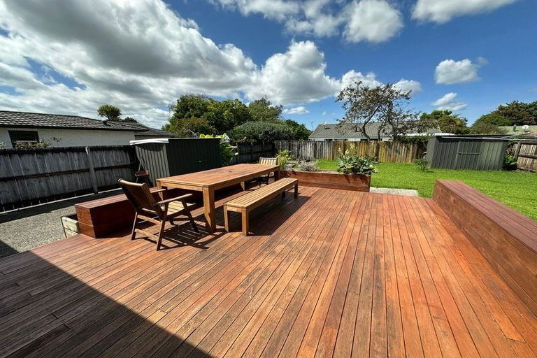 Photo of property in 1/5 Hill Crescent, Papakura, 2110