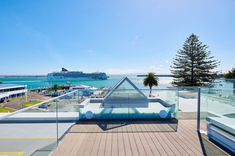 Photo of property in 401/36 Victoria Road, Mount Maunganui, 3116