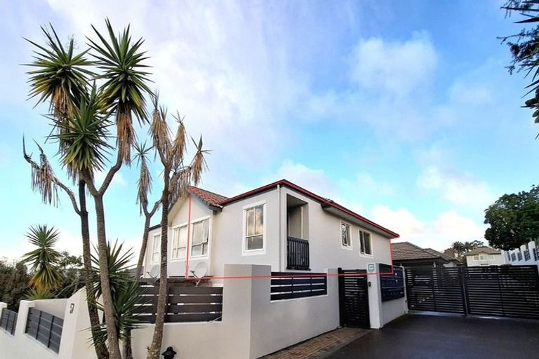 Photo of property in 3/57 Gladstone Road, Northcote, Auckland, 0627