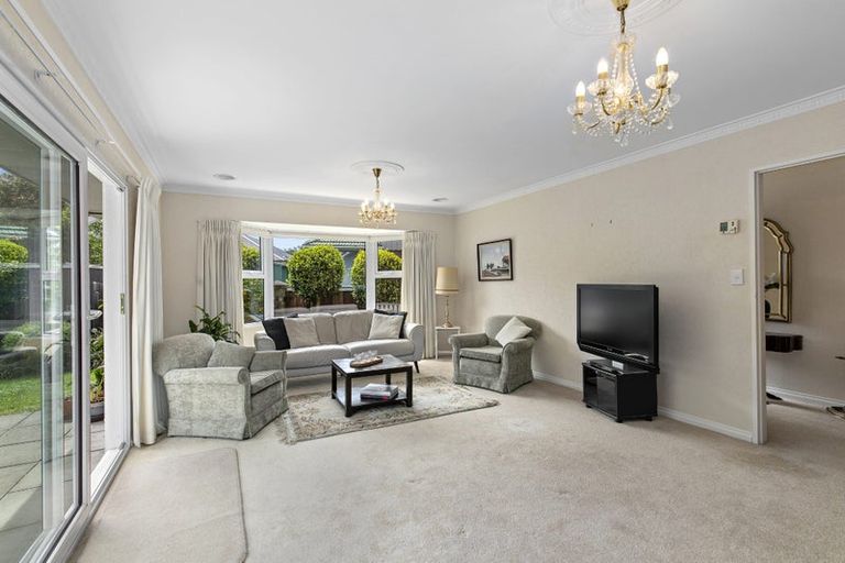 Photo of property in 31b Wai-iti Crescent, Woburn, Lower Hutt, 5010