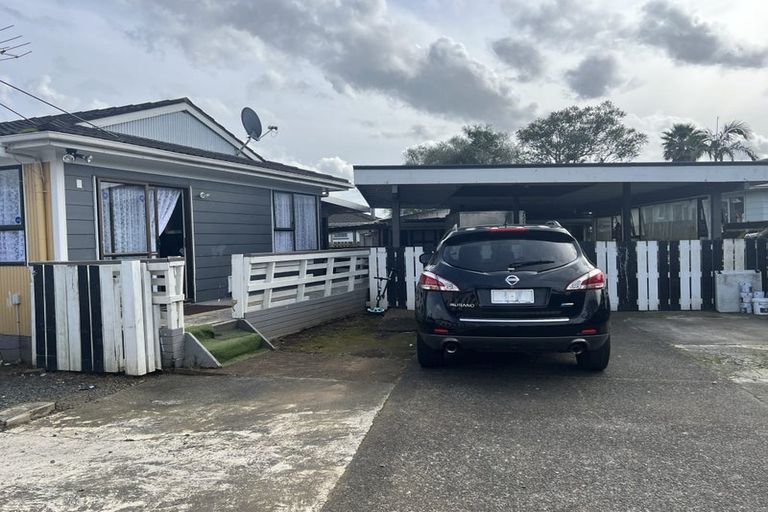 Photo of property in 15 John Walker Drive, Manurewa, Auckland, 2102