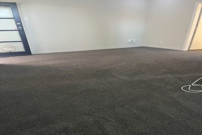 Photo of property in 12 Levy Street, Mount Victoria, Wellington, 6011