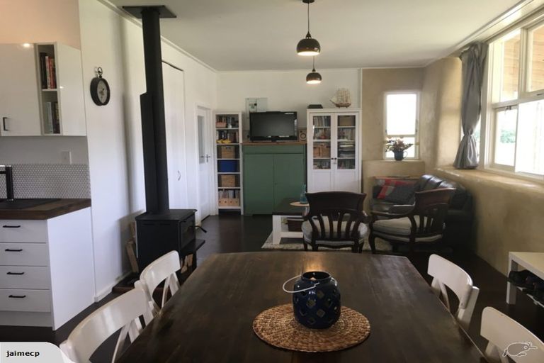 Photo of property in 2 Mcgreevy Street, Waipawa, 4210