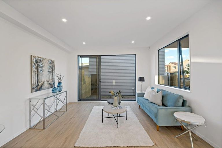 Photo of property in 166 Squadron Drive, Hobsonville, Auckland, 0616