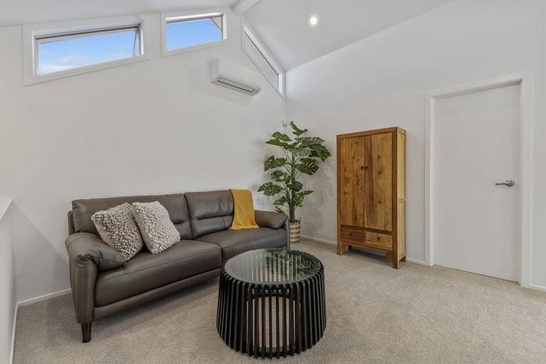 Photo of property in 250c Courtenay Street, Strandon, New Plymouth, 4312