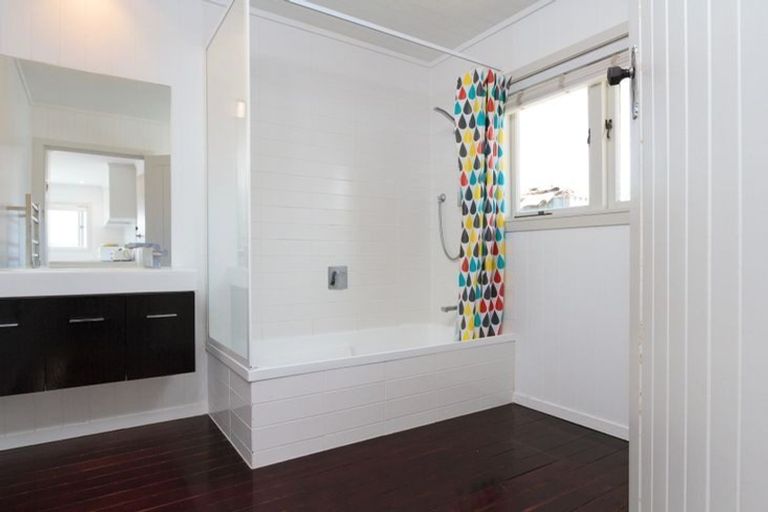 Photo of property in 54a Campbell Road, Mount Maunganui, 3116