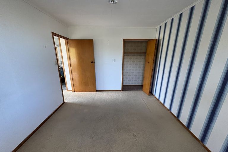 Photo of property in 1/2 Ruataniwha Street, Waipawa, 4210