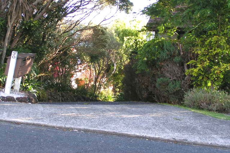 Photo of property in 2/30 Walter Street, Hauraki, Auckland, 0622