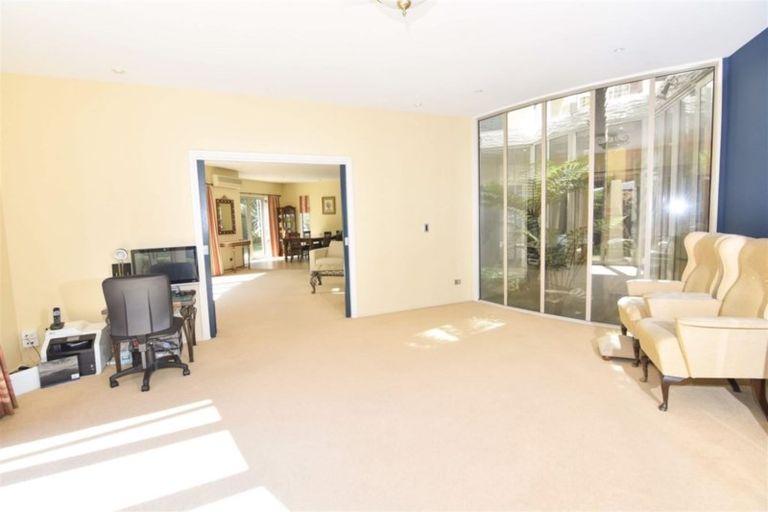 Photo of property in 6 Hogarth Lane, Burnside, Christchurch, 8053