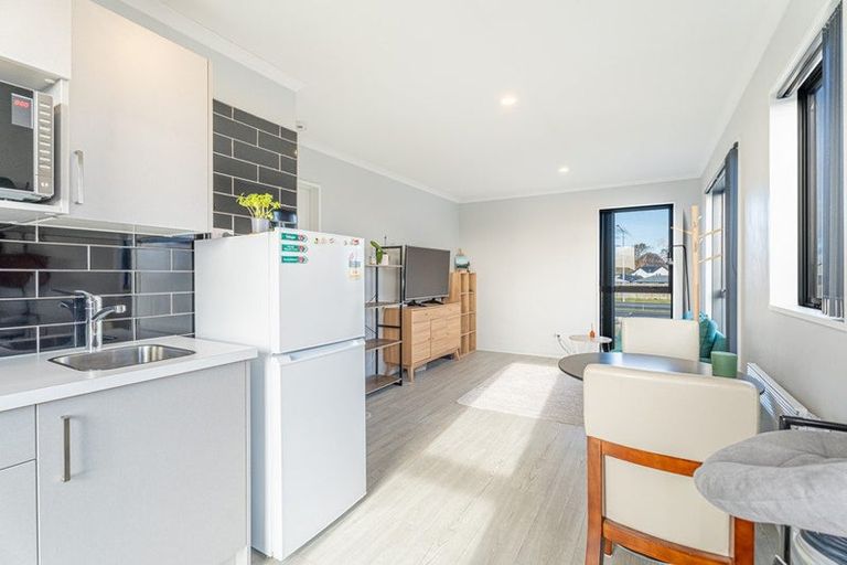 Photo of property in 20 George Square West, Wigram, Christchurch, 8025