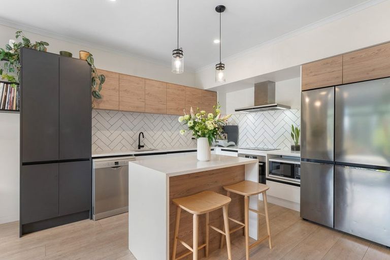 Photo of property in 15 Hudson Bay Road, Hobsonville, Auckland, 0616
