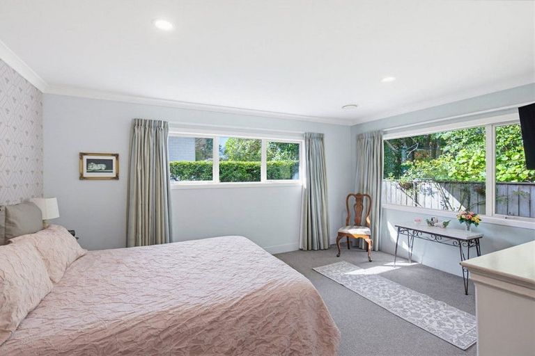 Photo of property in 8 River Glade, Waikanae, 5036