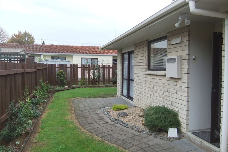 Photo of property in 60a Moore Street, Leamington, Cambridge, 3432