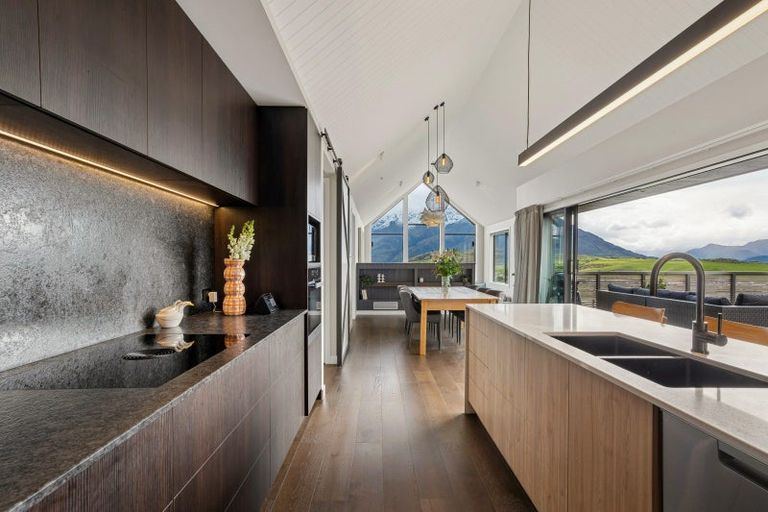 Photo of property in 4 Mckellar Drive, Jacks Point, Queenstown, 9371