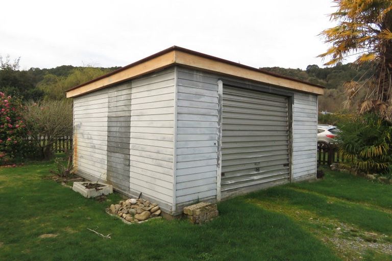 Photo of property in 11 Herald Street, Reefton, 7830
