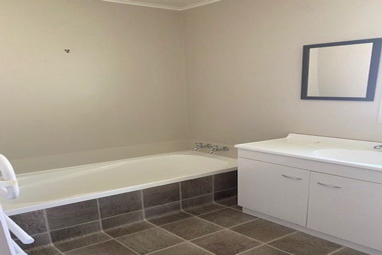 Photo of property in 59 Hall Street, Cambridge, 3434