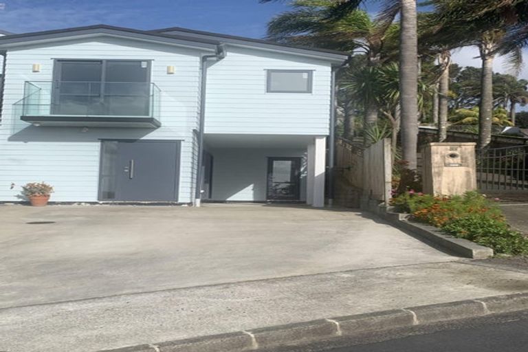 Photo of property in 14 Bonnard Place, West Harbour, Auckland, 0618