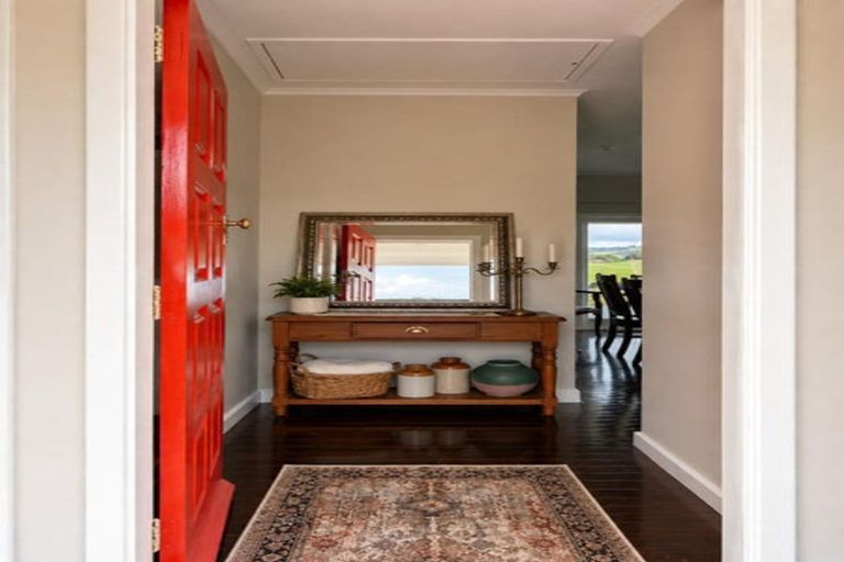 Photo of property in 10 Lara Lane, Kaiwaka, 0573