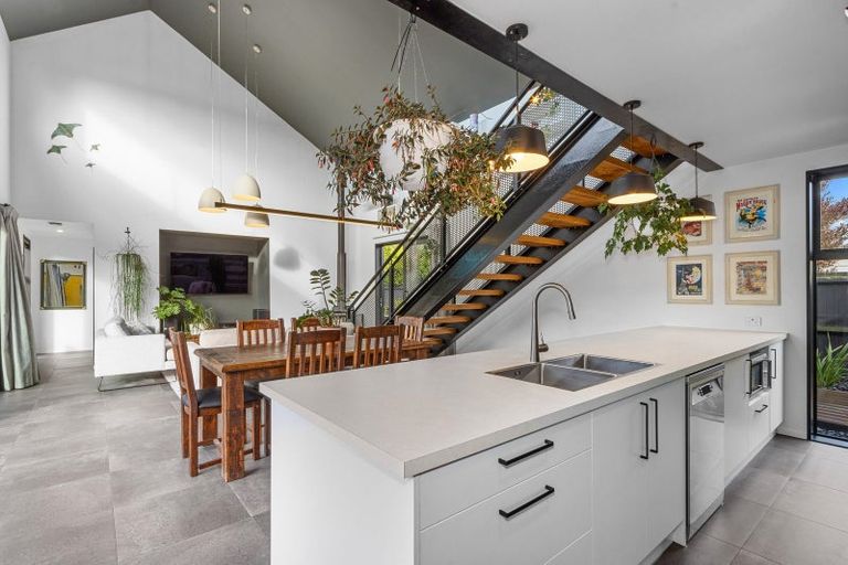 Photo of property in 5a Cherry Place, Casebrook, Christchurch, 8051