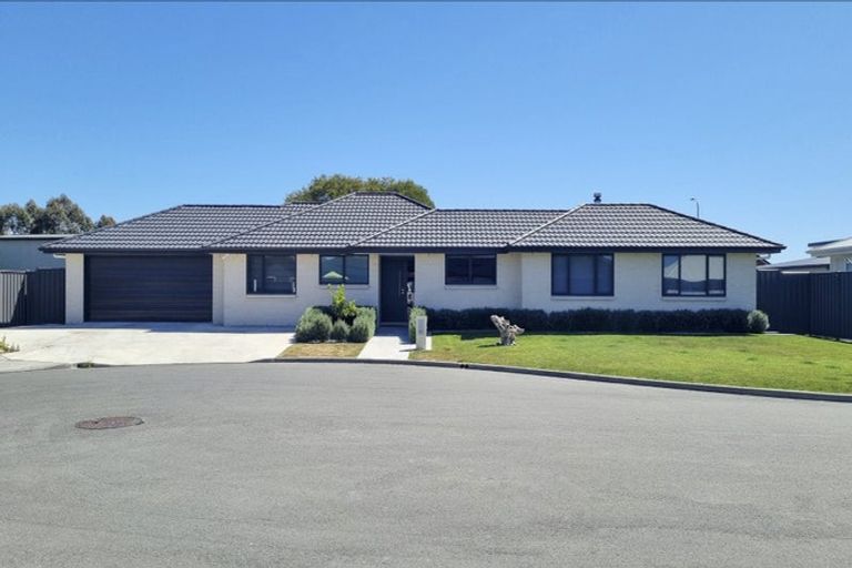 Photo of property in 24 Rangataiki Place, Te Awa, Napier, 4110
