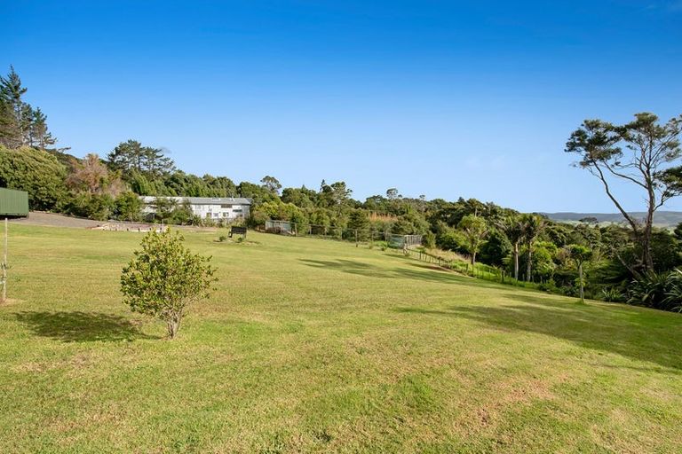 Photo of property in 180 Wishart Road, Helensville, 0875