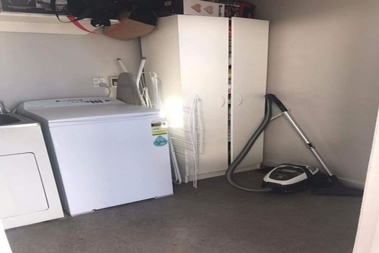 Photo of property in 67 Geraldine Street, Edgeware, Christchurch, 8013