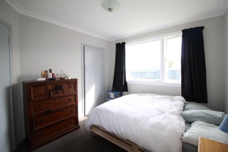 Photo of property in 99 Conway Crescent, Glengarry, Invercargill, 9810