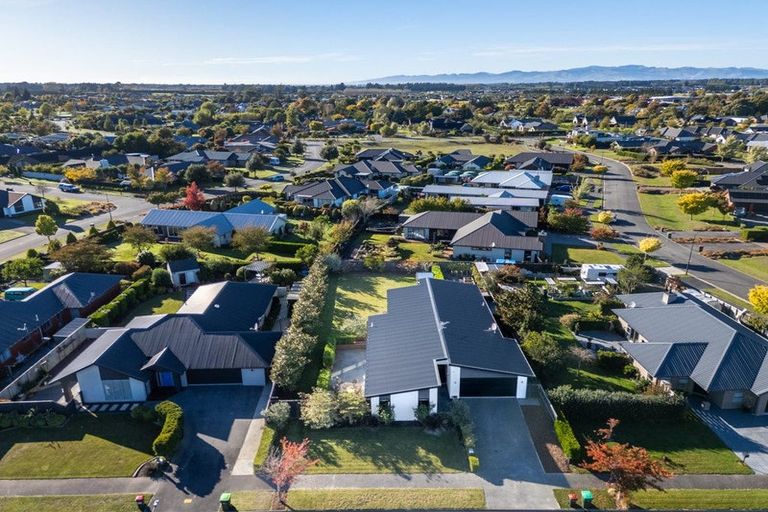 Photo of property in 4 Jacqueline Drive, West Melton, 7618