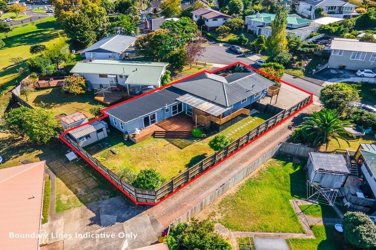 Photo of property in 6 Rosina Place, Pakuranga, Auckland, 2010
