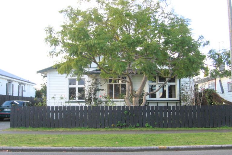 Photo of property in 87 Vigor Brown Street, Napier South, Napier, 4110