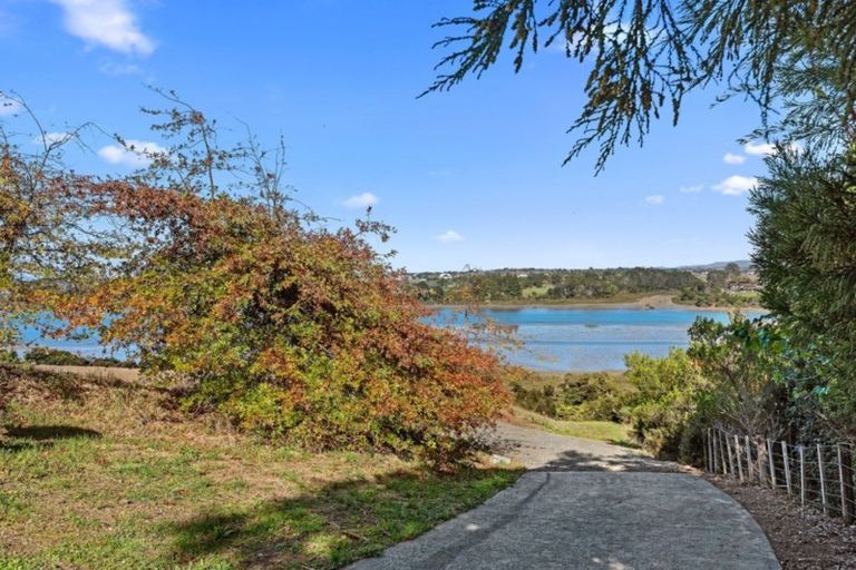 Photo of property in 31 James Paige Lane, Riverhead, 0793