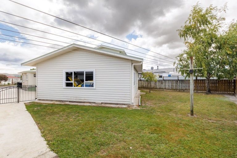 Photo of property in 8 Wilder Street, Waipukurau, 4200