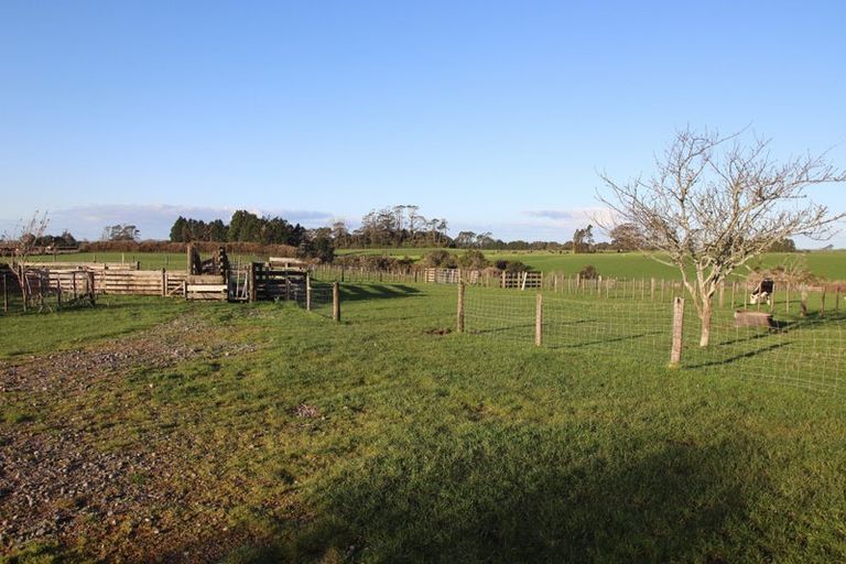 Photo of property in 20 Tariki Road, Tariki, Stratford, 4390