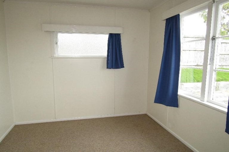 Photo of property in 38 Puriri Street, Hilltop, Taupo, 3330