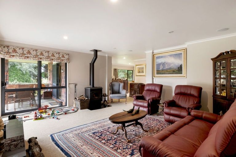 Photo of property in 6 Mangauika Road, Pirongia, Te Awamutu, 3876