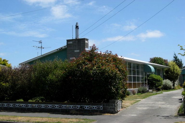 Photo of property in 3 Fenhall Street, Russley, Christchurch, 8042