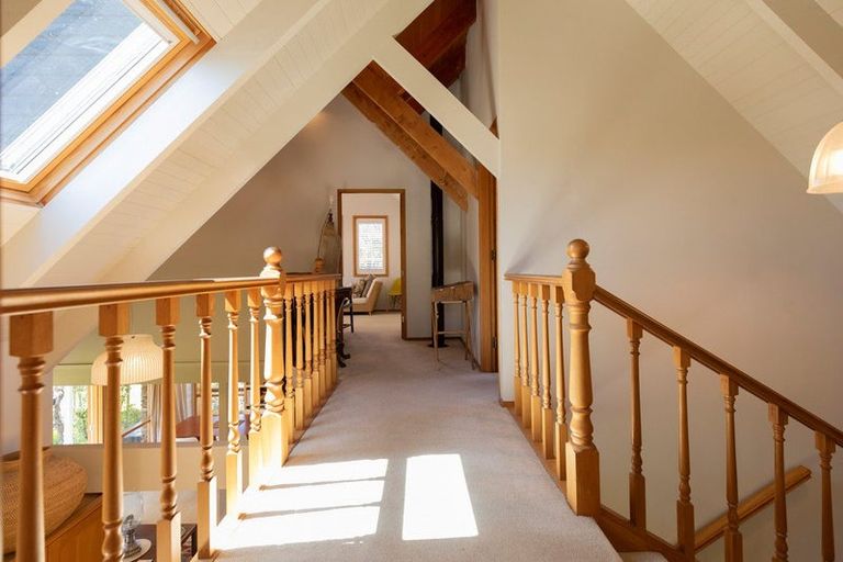 Photo of property in 9 Hunter Crescent, Wanaka, 9305