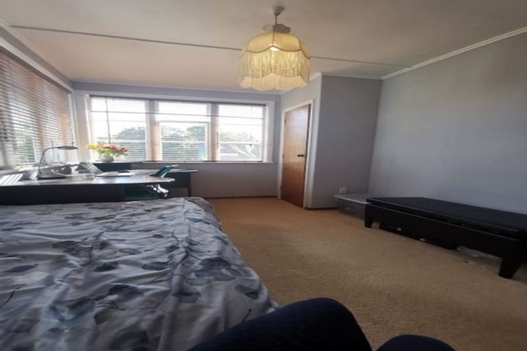 Photo of property in 219 Cambridge Terrace, Naenae, Lower Hutt, 5011