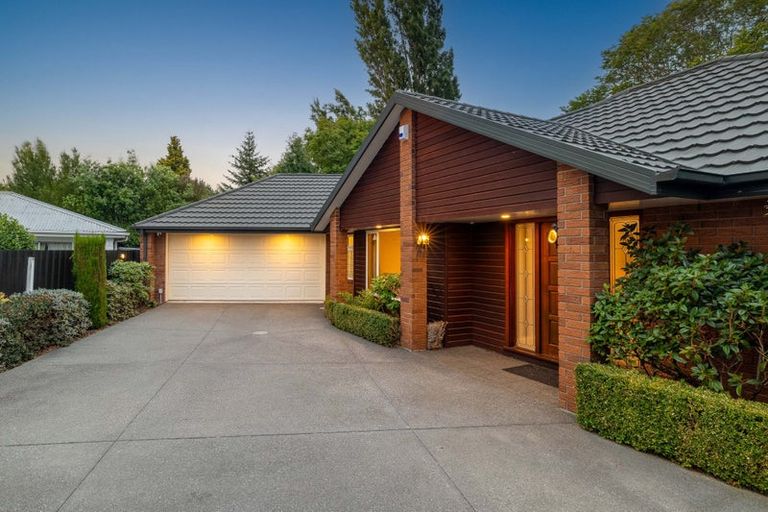 Photo of property in 78a Staveley Street, Avonhead, Christchurch, 8042