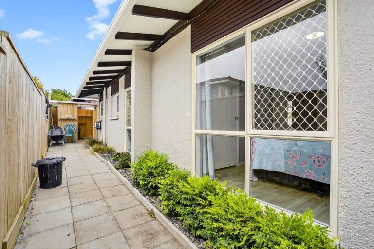 Photo of property in 29a Thorburn Avenue, Red Beach, 0932