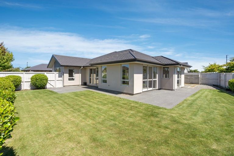 Photo of property in 2 Merlewood Road, Prebbleton, 7604