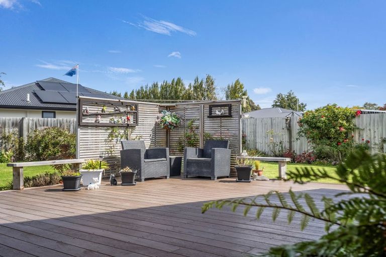 Photo of property in 9 Minerva Crescent, Woodend, 7610