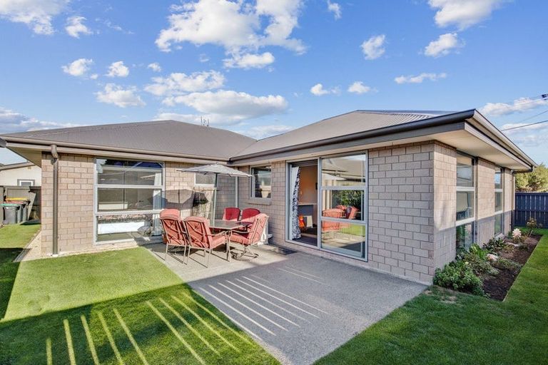 Photo of property in 13a Seymour Street, Hornby, Christchurch, 8042