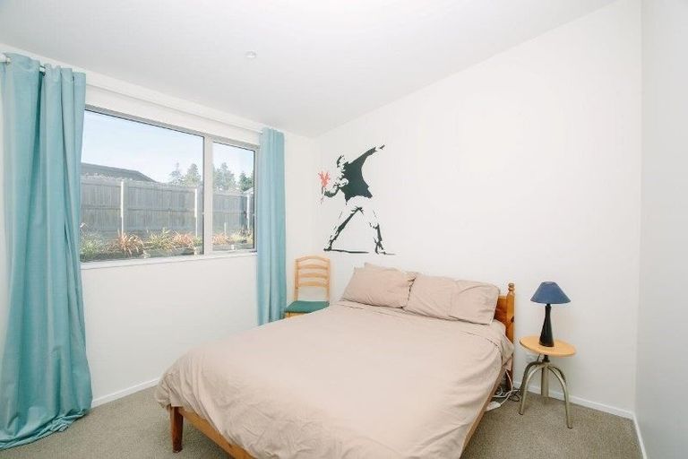 Photo of property in 10 Mcleod Avenue, Wanaka, 9305