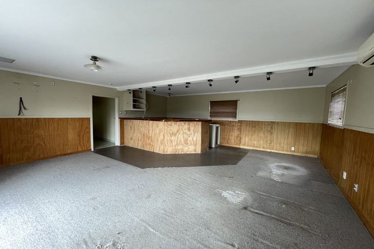 Photo of property in 5 Croydon Road, New Lynn, Auckland, 0600