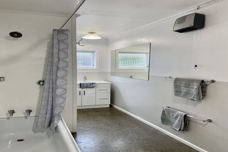 Photo of property in 23a/3 Hamblyn Street, Strandon, New Plymouth, 4312