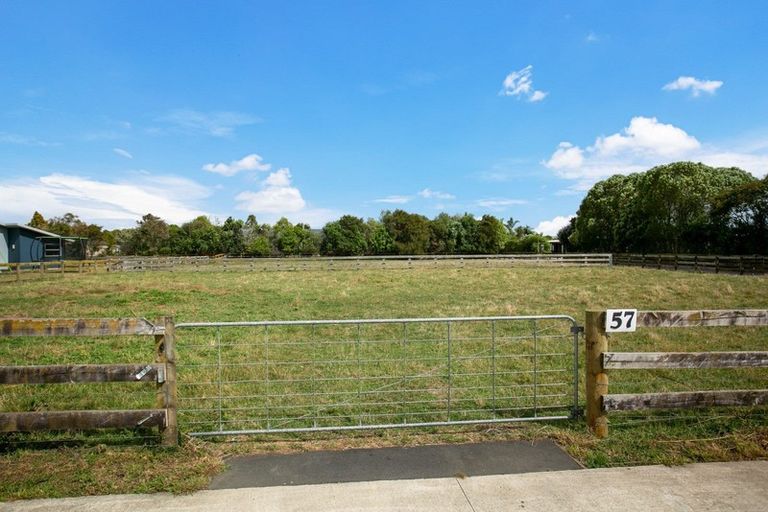 Photo of property in 57 Saint Kilda Road, Cambridge, 3434