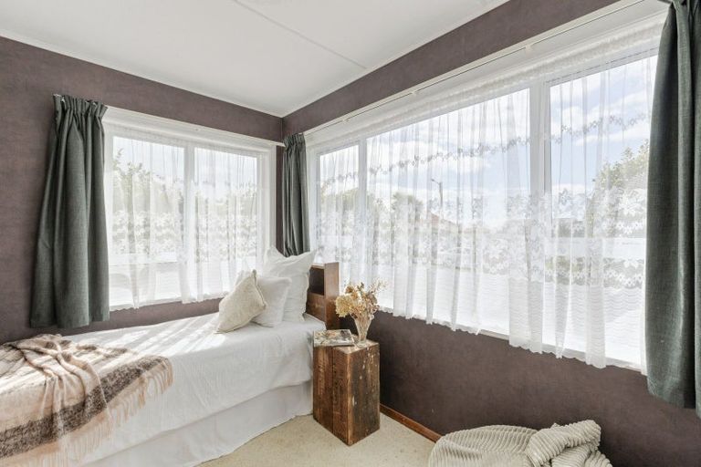 Photo of property in 55 Wrantage Street, Westown, New Plymouth, 4310