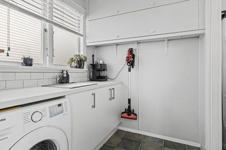 Photo of property in 57 West Street, Feilding, 4702